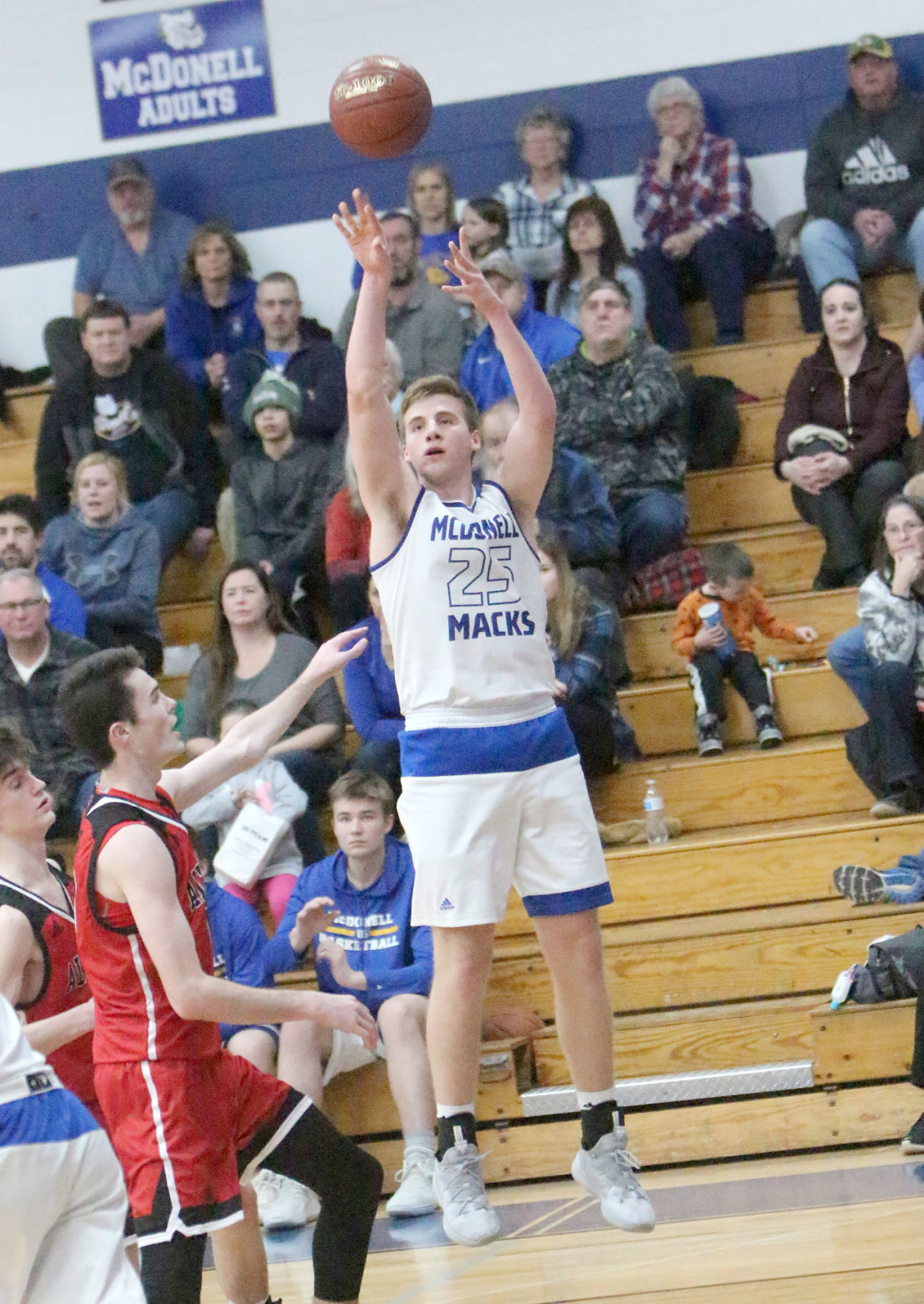 Altoona at McDonell boys basketball 1-10-20